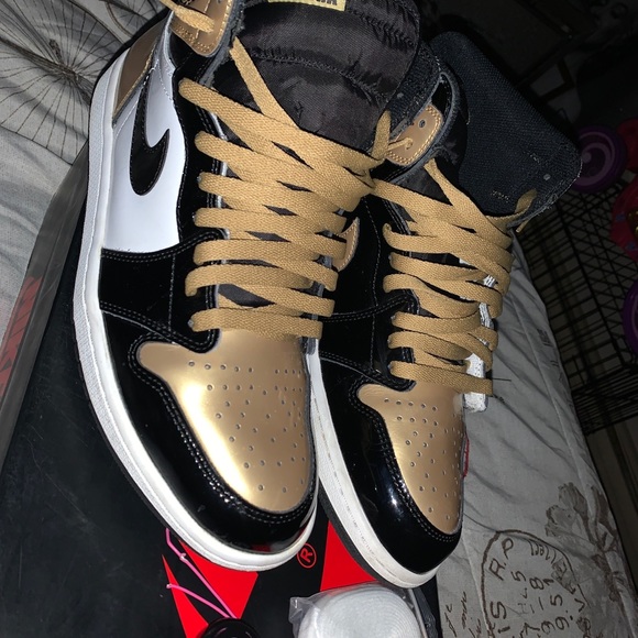 Air jordan 1  HIGH OG NRG gold toe - Picture 3 of 10